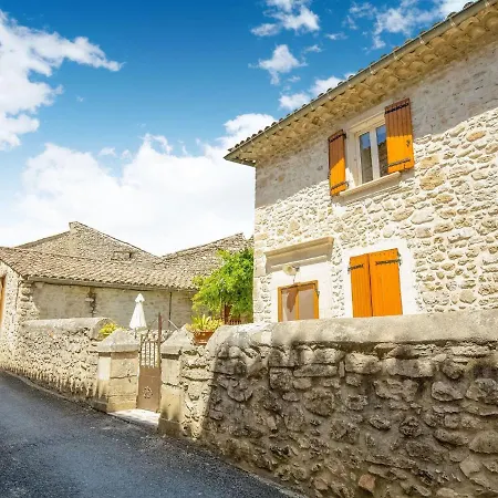 Charming With Terrace In Gard Nyaraló *