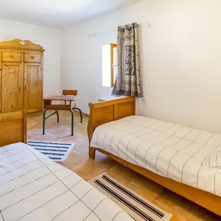 Charming With Terrace In Gard * Montclus
