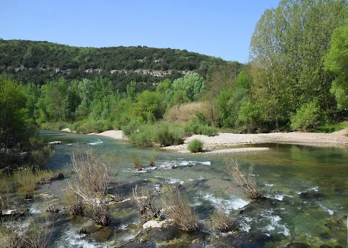 بيت للعطل Charm Views & Calm *